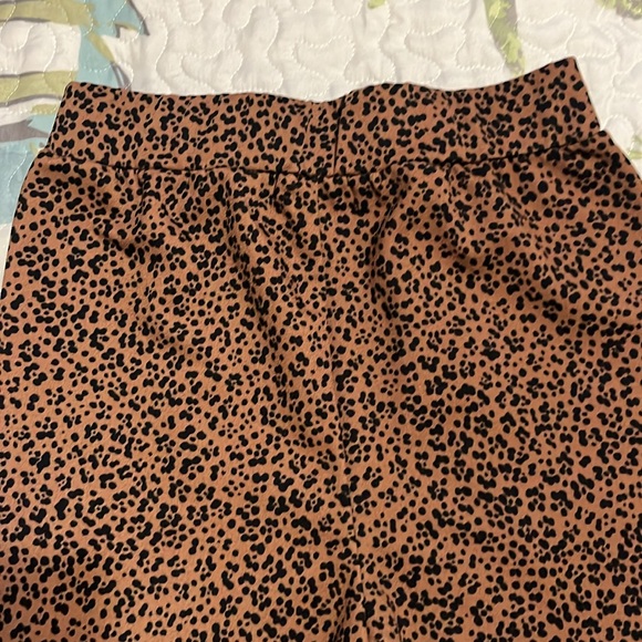 Animal leopard cheetah print stretchy business pants with front pockets - Picture 7 of 7